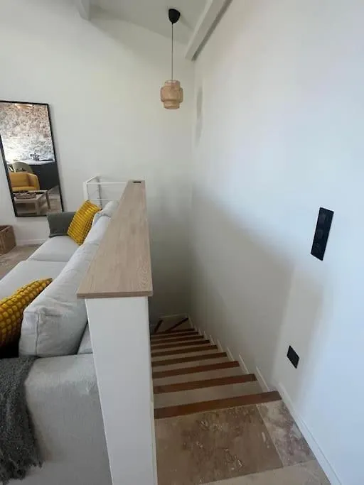 Strelizia - New Central Old Antibes For 4 Ac