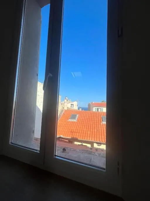 Strelizia - New Central Old Antibes For 4 Ac